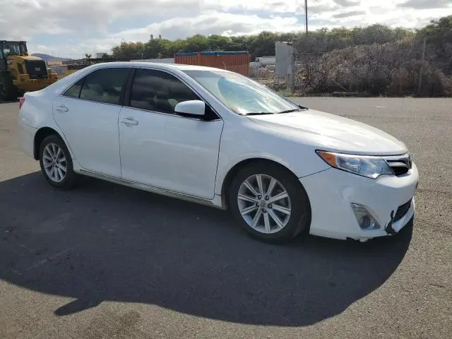 2014 TOYOTA CAMRY SE  