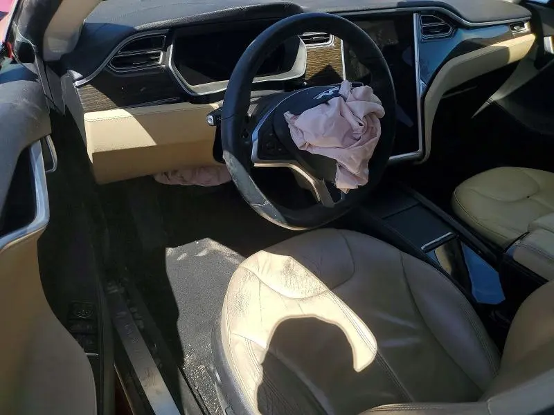 2015 TESLA MODEL S 85  