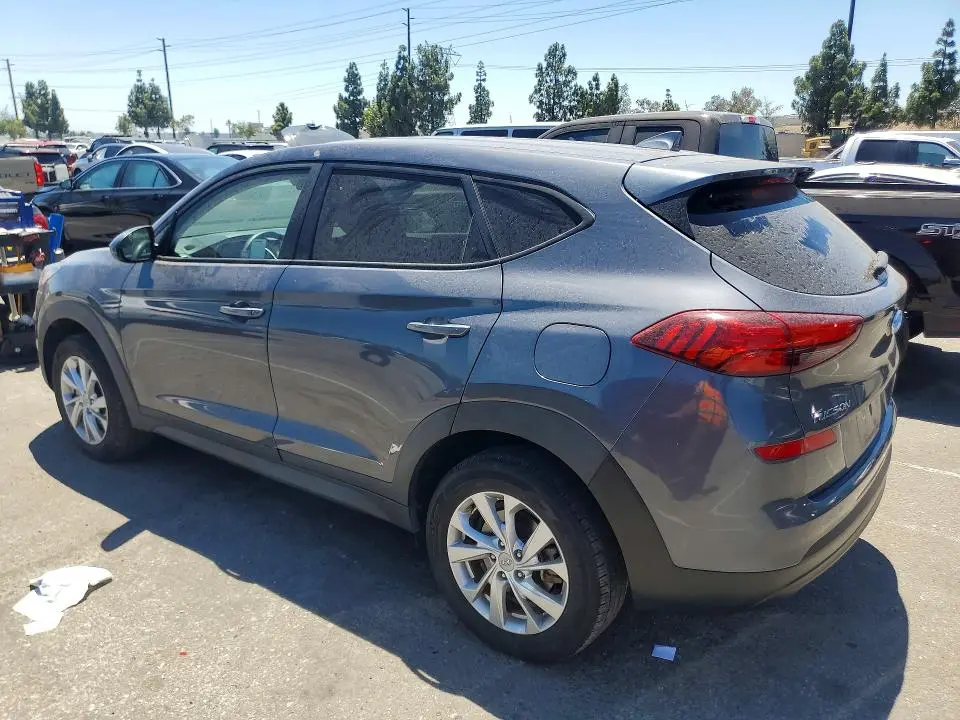 2021 HYUNDAI TUCSON SE  
