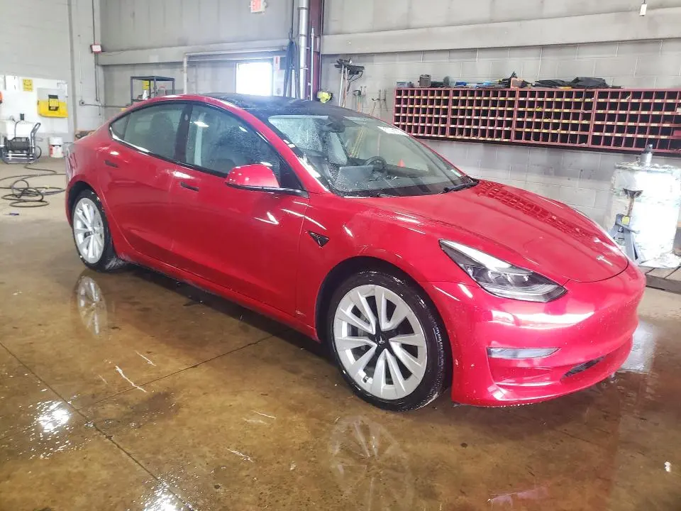 2022 TESLA MODEL 3   