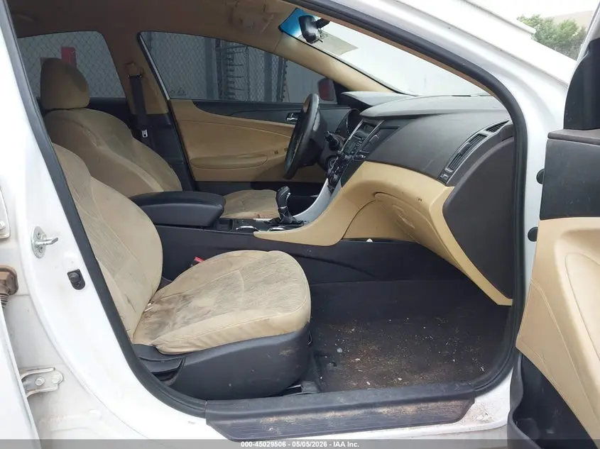 2013 HYUNDAI SONATA GLS