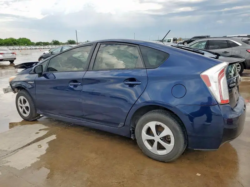 2013 TOYOTA PRIUS   