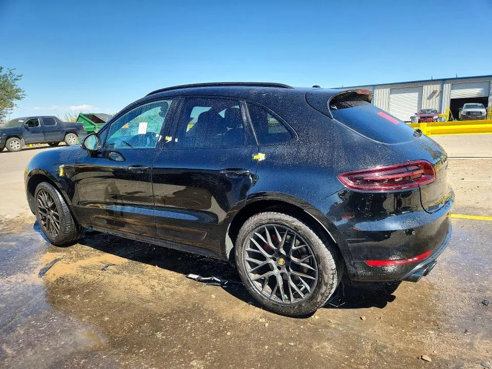 2018 PORSCHE MACAN GTS  