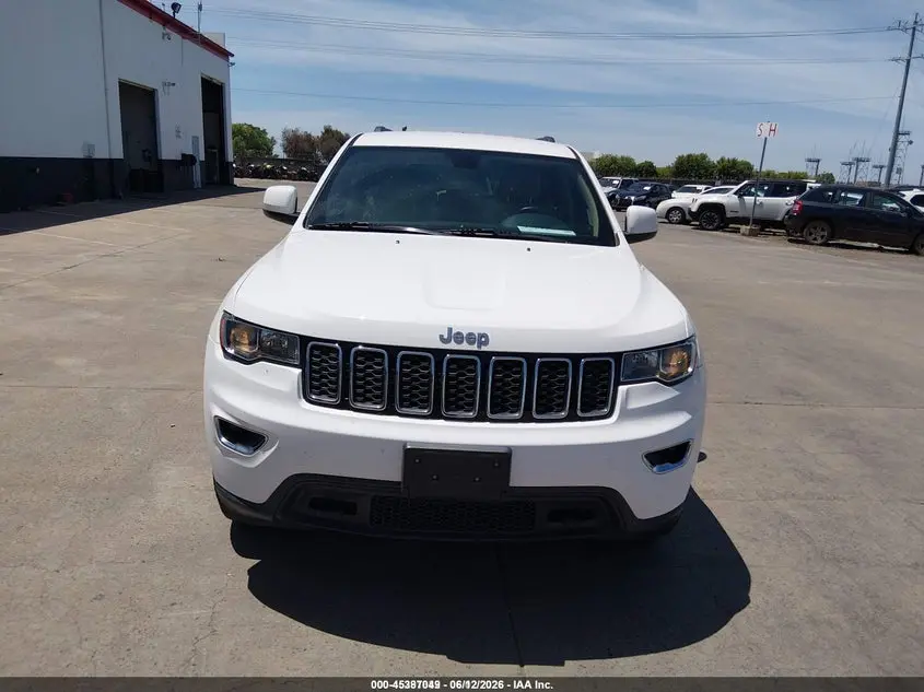 2017 JEEP GRAND CHEROKEE LAREDO 4X4