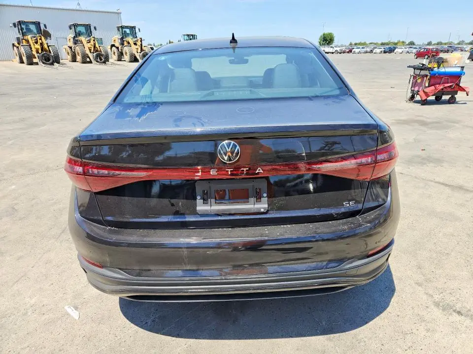 2025 VOLKSWAGEN JETTA SE  