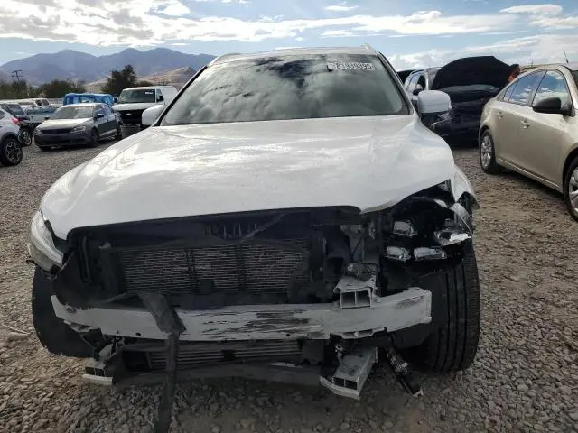 2021 VOLVO XC60 T6 MOMENTUM  