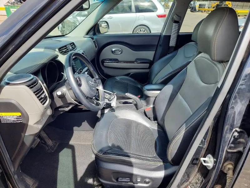 2016 KIA SOUL +  