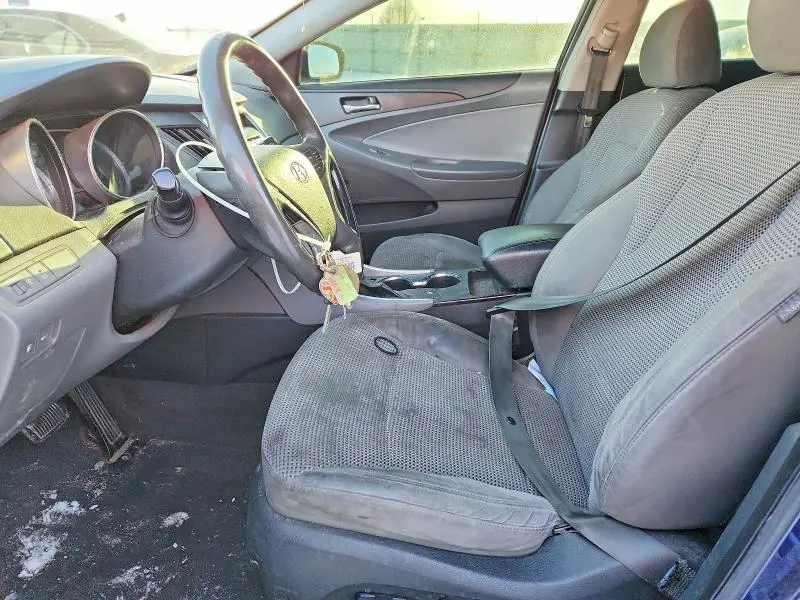 2012 HYUNDAI SONATA GLS  