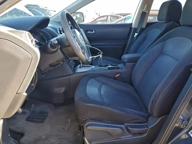 2012 NISSAN ROGUE S  