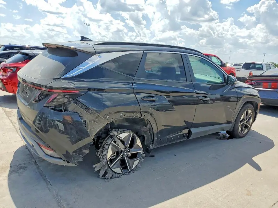 2025 HYUNDAI TUCSON SEL  