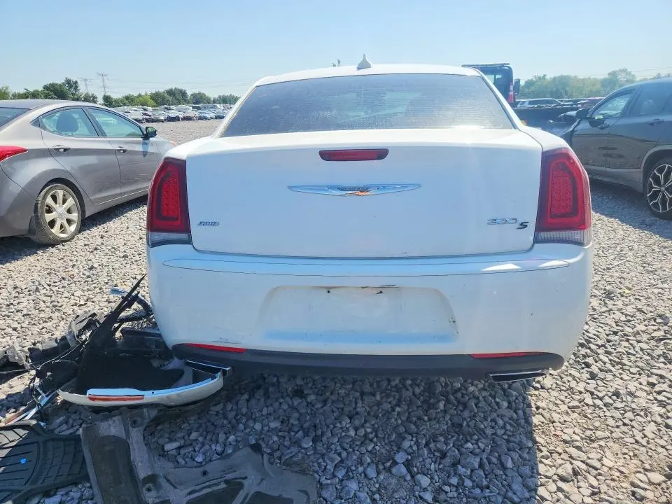 2018 CHRYSLER 300 S  