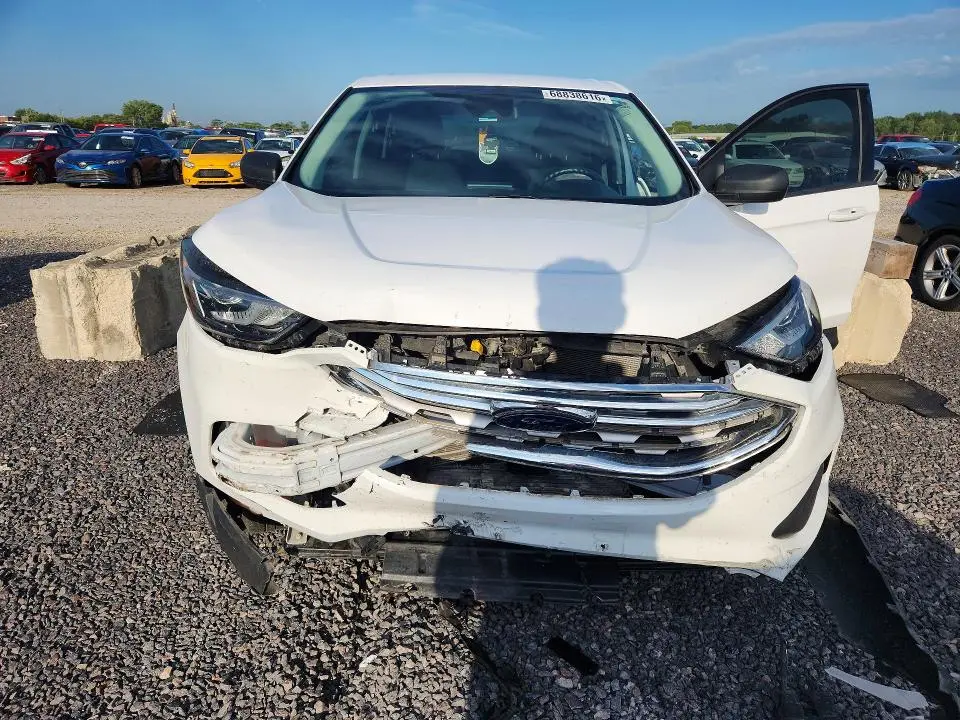 2021 FORD EDGE SE  