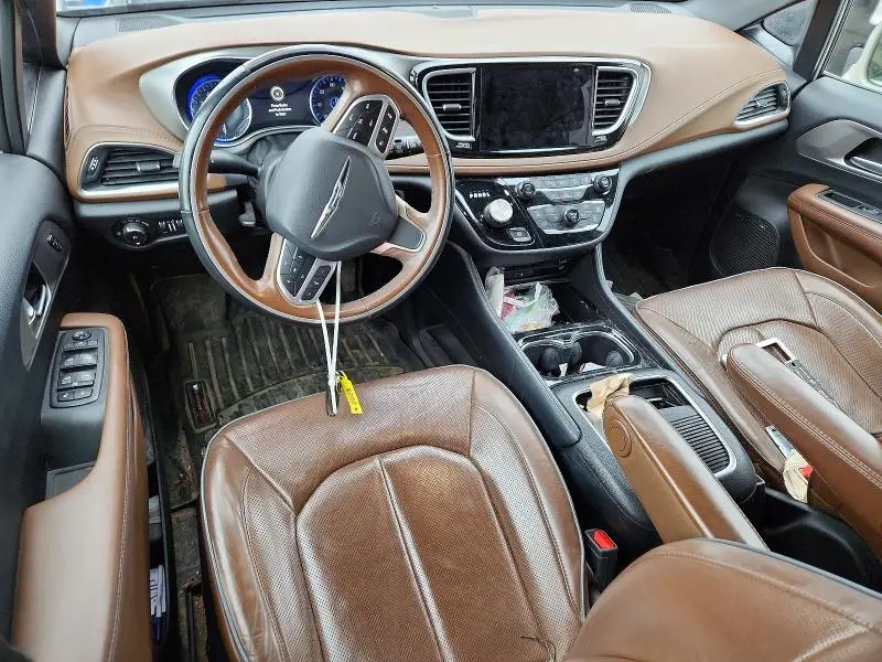 2021 CHRYSLER PACIFICA LIMITED  