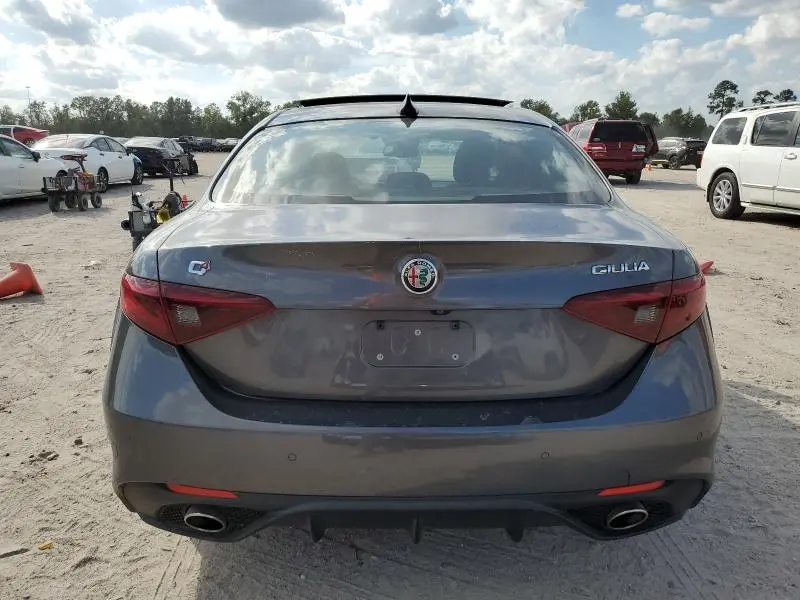 2019 ALFA ROMEO GIULIA TI  