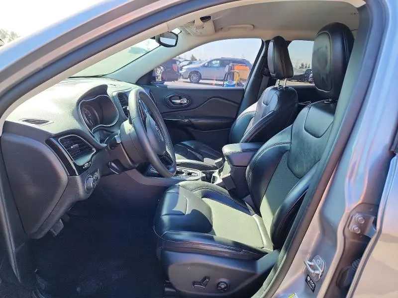 2021 JEEP CHEROKEE LATITUDE PLUS  