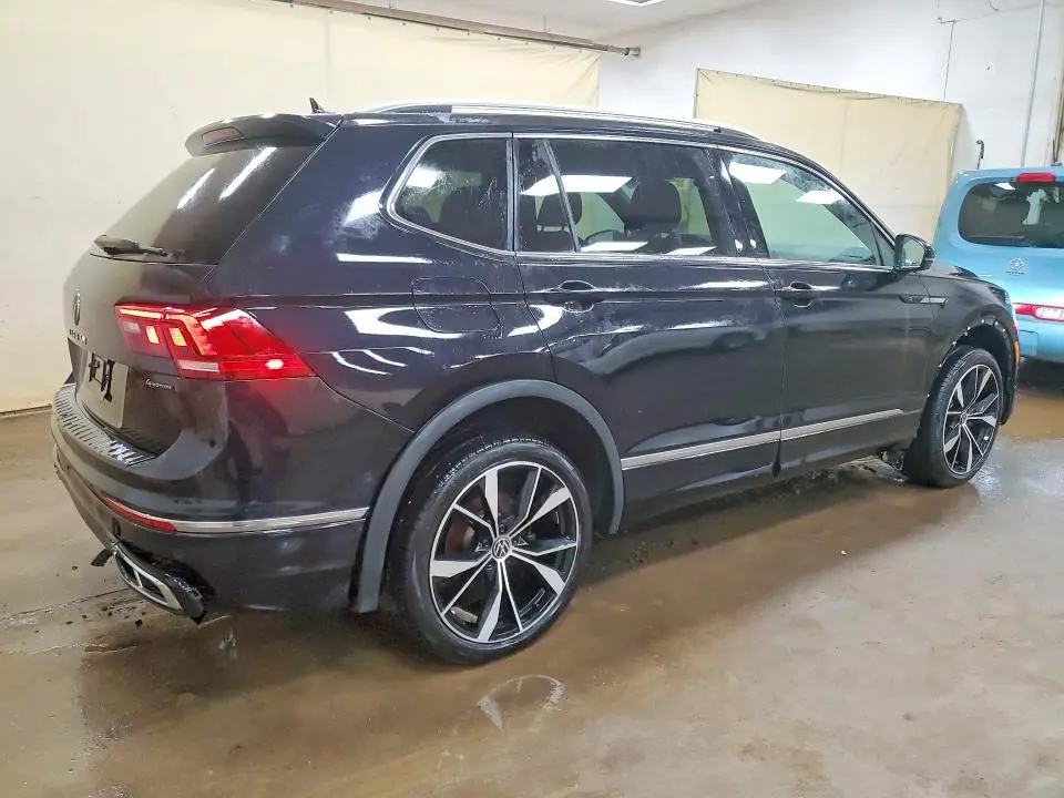 2024 VOLKSWAGEN TIGUAN SEL R-LINE BLACK  