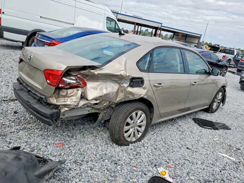 2015 VOLKSWAGEN PASSAT S  