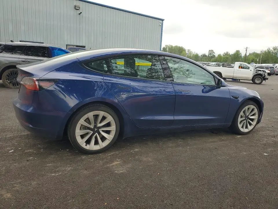 2022 TESLA MODEL 3   
