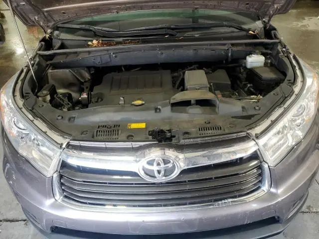 2014 TOYOTA HIGHLANDER XLE  
