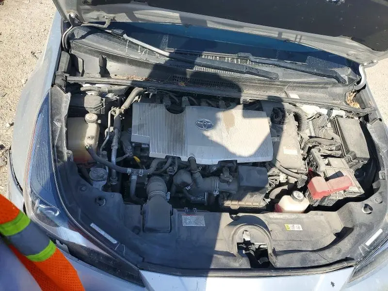 2020 TOYOTA PRIUS LIMITED  