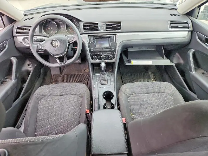 2016 VOLKSWAGEN PASSAT S  