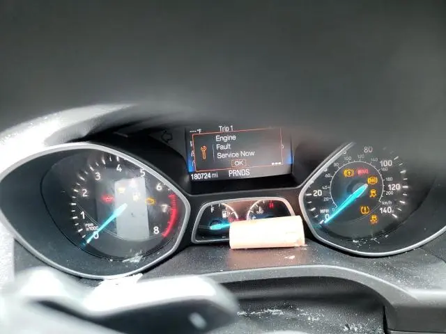 2017 FORD ESCAPE SE  