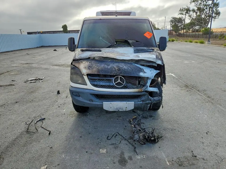 2012 MERCEDES-BENZ SPRINTER 2500  