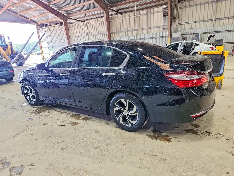 2017 HONDA ACCORD LX  