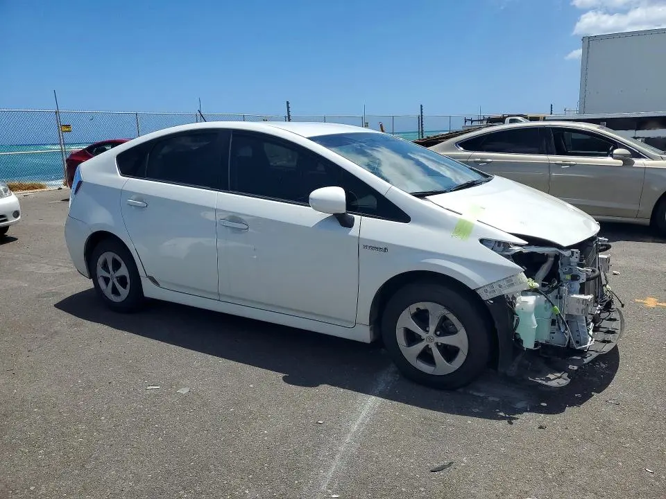 2015 TOYOTA PRIUS ONE  