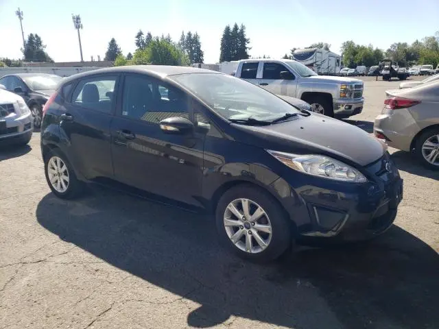 2013 FORD FIESTA SE  