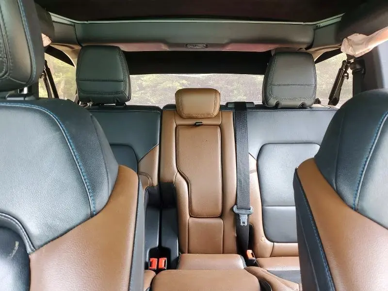 2022 FORD BRONCO BASE  