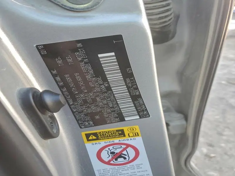 2018 TOYOTA HIGHLANDER LE  