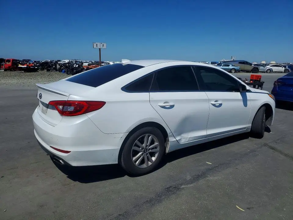 2016 HYUNDAI SONATA SE  