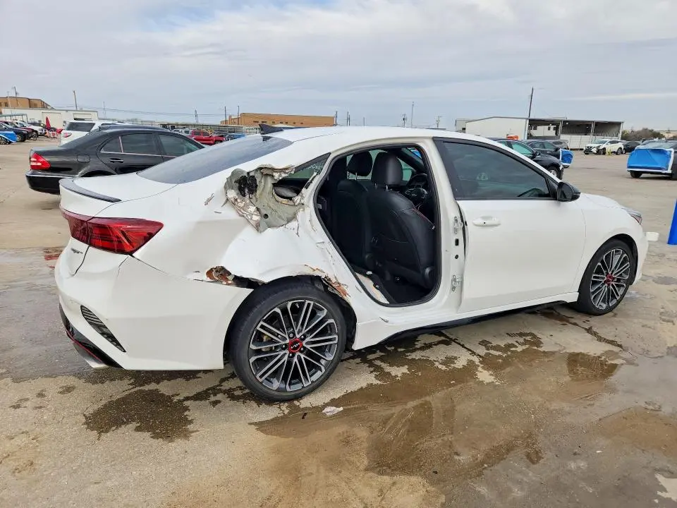 2024 KIA FORTE GT  