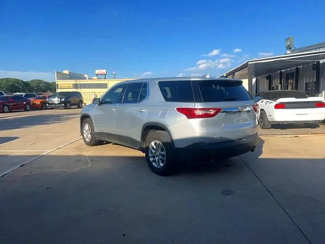 2020 CHEVROLET TRAVERSE LS  