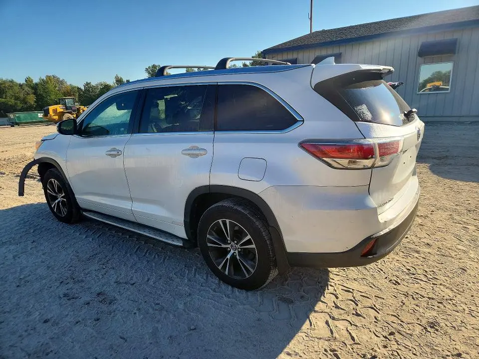 2016 TOYOTA HIGHLANDER XLE  