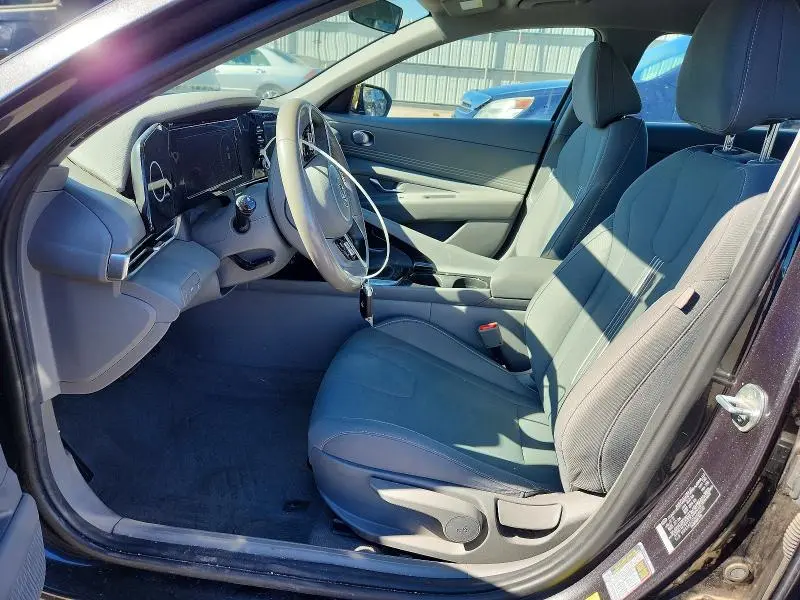 2022 HYUNDAI ELANTRA SEL  