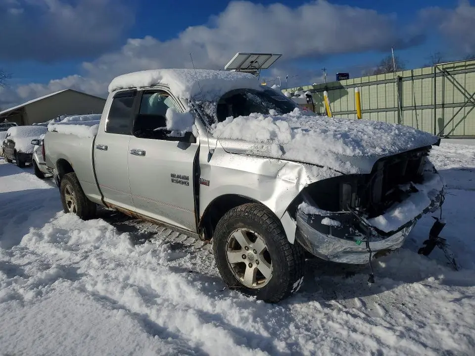 2014 RAM 1500 SLT  