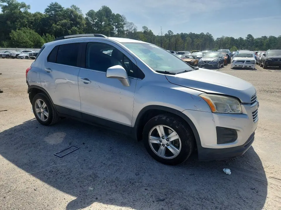 2015 CHEVROLET TRAX 1LT  