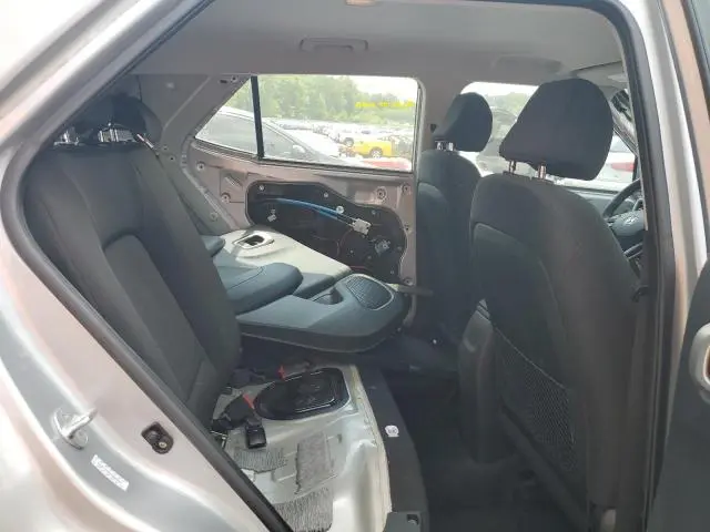 2023 HYUNDAI VENUE SE  