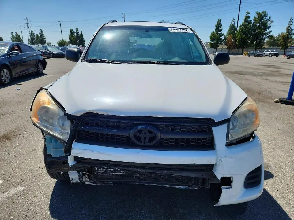 2011 TOYOTA RAV4 BASE  