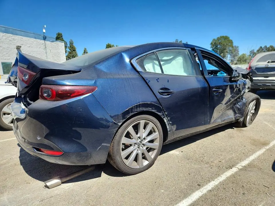 2023 MAZDA 3 PREFERRED  