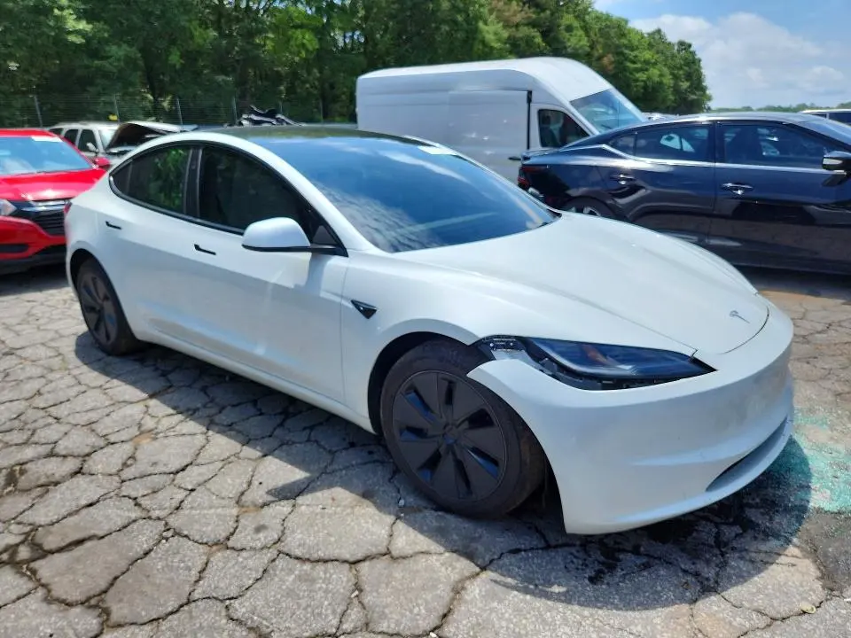 2025 TESLA MODEL 3   
