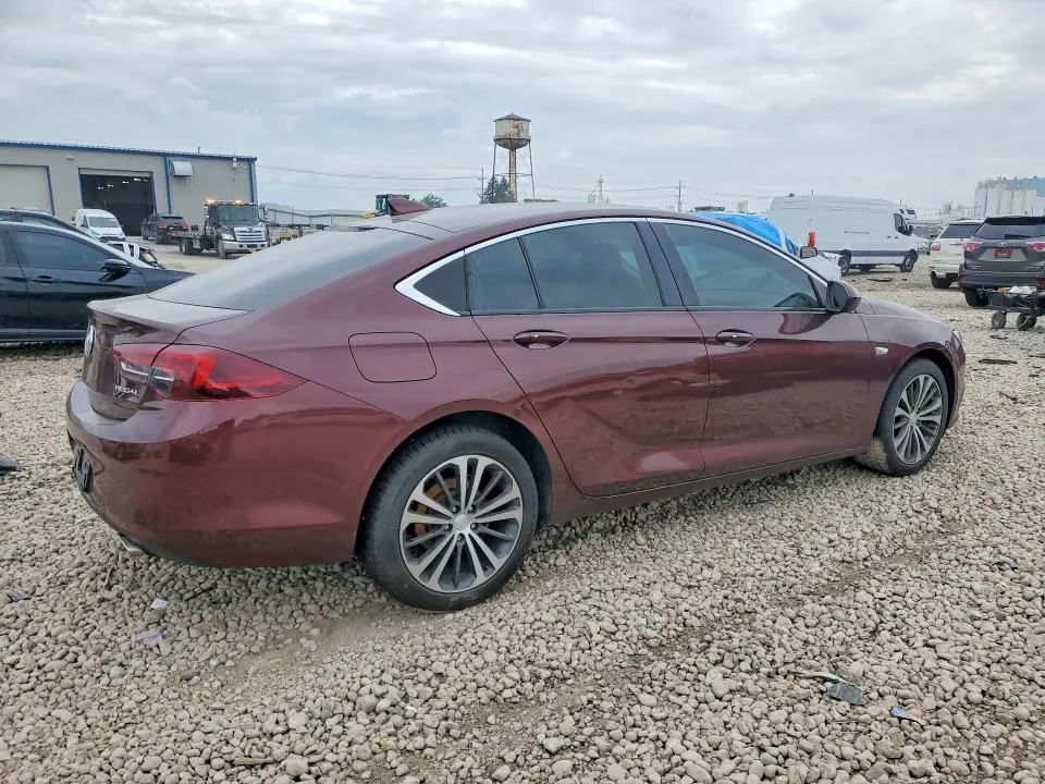 2018 BUICK REGAL ESSENCE  