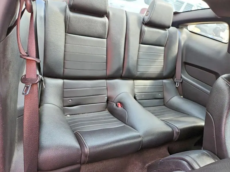 2011 FORD MUSTANG   