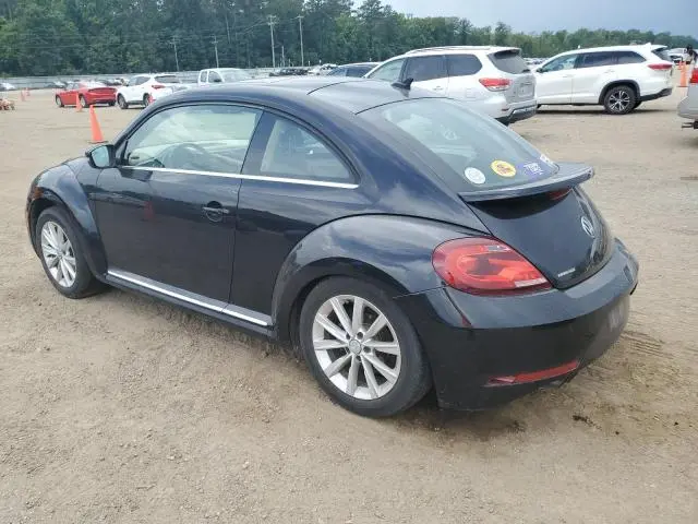 2018 VOLKSWAGEN BEETLE SE  