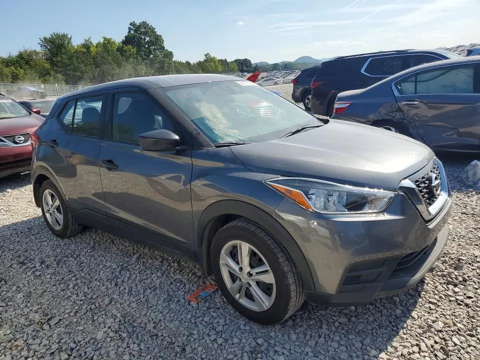 2020 NISSAN KICKS S  
