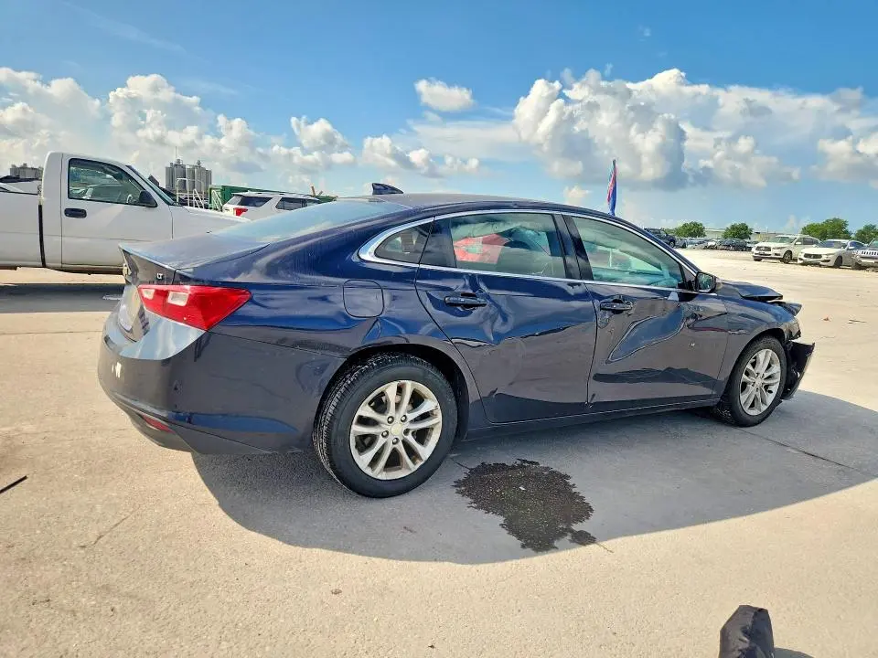 2017 CHEVROLET MALIBU LT  
