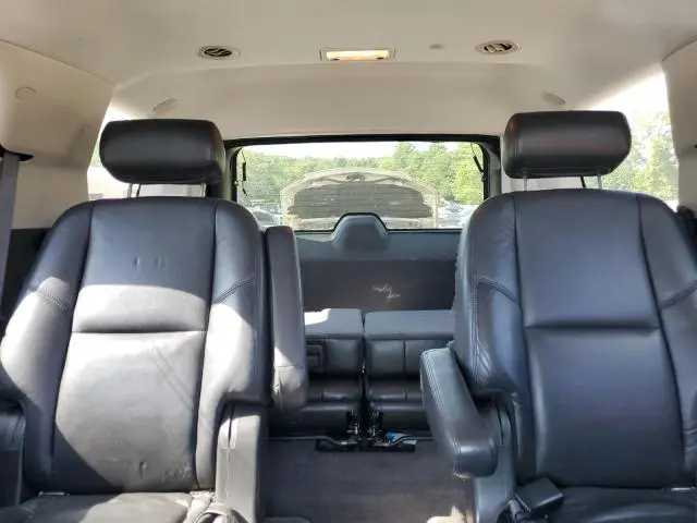 2010 CADILLAC ESCALADE PREMIUM  