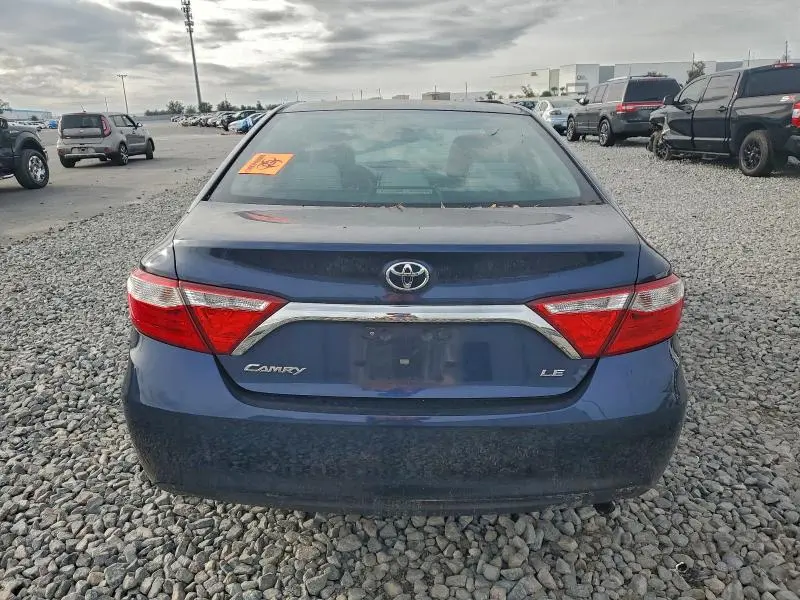 2015 TOYOTA CAMRY LE  